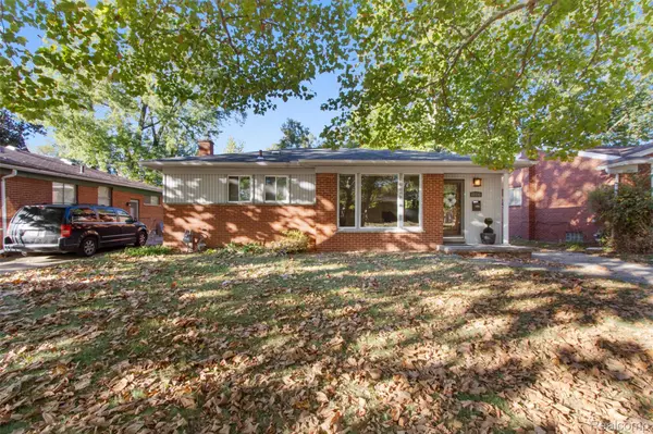 22712 Glendale ST, Detroit, MI 48223