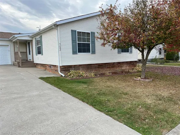 3682 CHESTNUT LN, Dryden Township, MI 48428