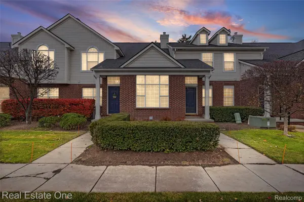 23102 Alexa, Commerce Charter Township, MI 48390