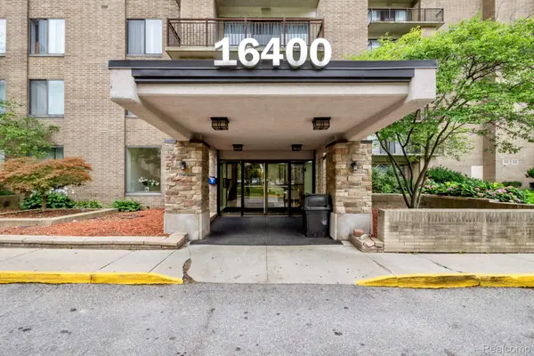 16400 N PARK DR #810, Southfield, MI 48075