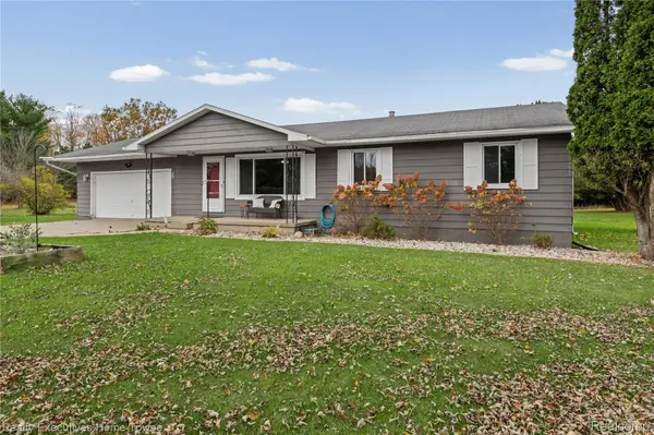 12429 Mt Morris RD, Richfield Township, MI 48421