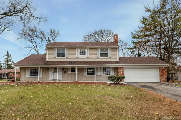 23773 Clarkson ST, Southfield, MI 48033