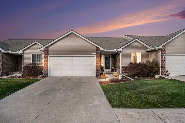 9086 Spring Brook CIR,  Davison,  MI 48423