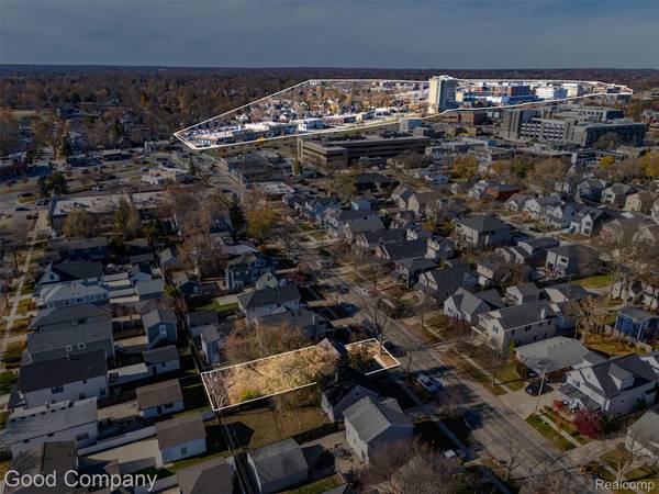 1308 E Lincoln ST, Birmingham, MI 48009
