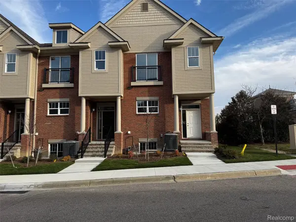25534 Grandview LN #41, Novi, MI 48375