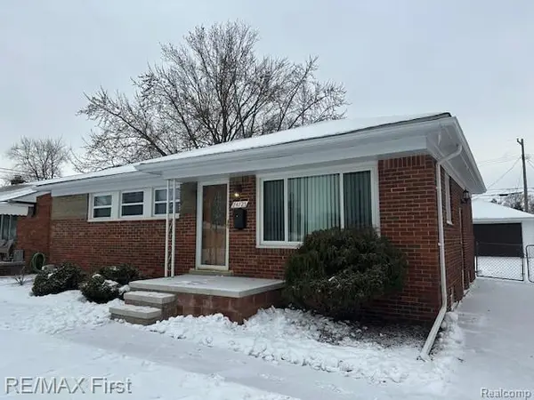 24725 Adlai AVE, Eastpointe, MI 48021