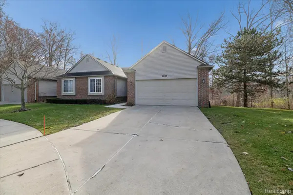 2607 S Moonglow CT #35, Hartland Township, MI 48353
