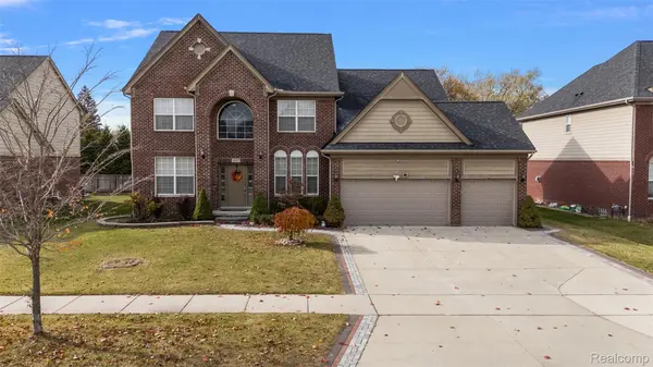 4095 Rockingham DR, Troy, MI 48085