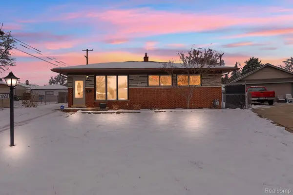 32658 Kathryn ST, Garden City, MI 48135