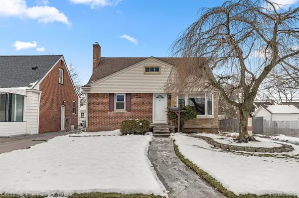 9804 Hubert AVE,  Allen Park,  MI 48101