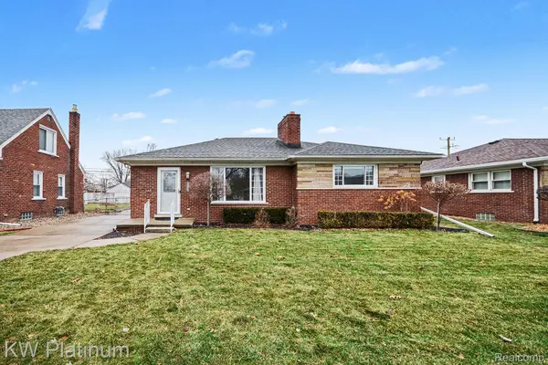 22825 Rosedale ST, St. Clair Shores, MI 48080