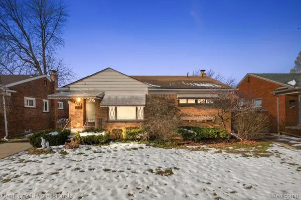 1826 Walnut ST, Dearborn, MI 48124