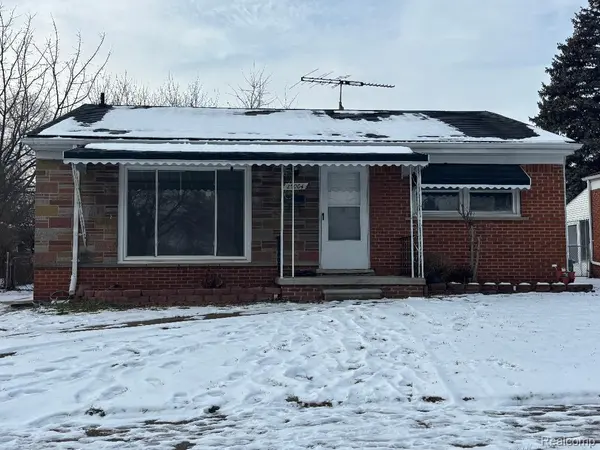 25004 Powers AVE, Dearborn Heights, MI 48125