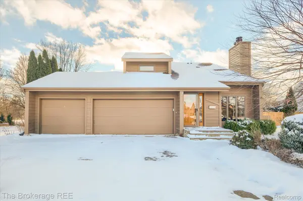 12312 Townline RD, Grand Blanc, MI 48439