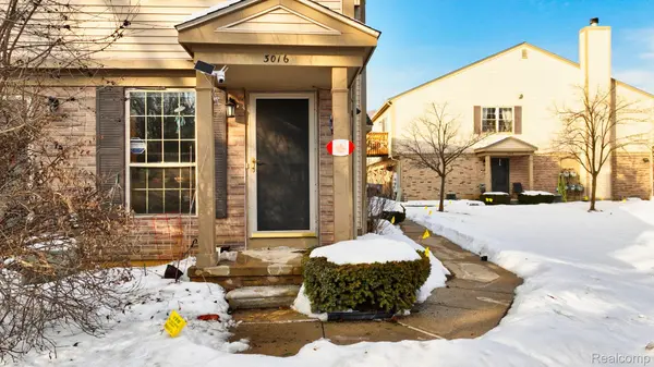 3016 Forest Creek CT, Ann Arbor, MI 48108