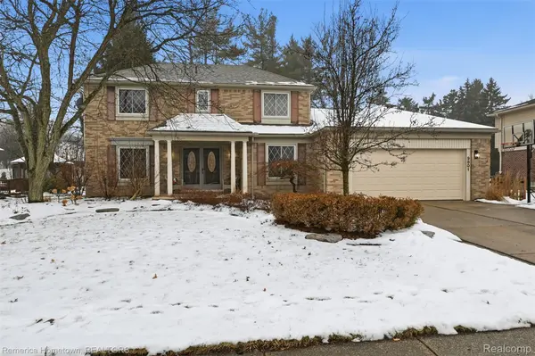 9801 Tennyson DR,  Plymouth Charter Township,  MI 48170