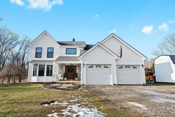 18320 Walnut LN, Unadilla Township, MI 48137