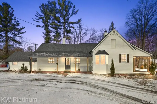 8658 Marsh RD, Clay Township, MI 48001