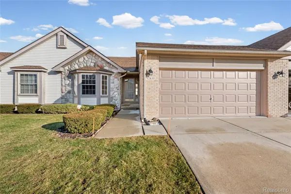 42430 Park Ridge WAY, Clinton Charter Township, MI 48038