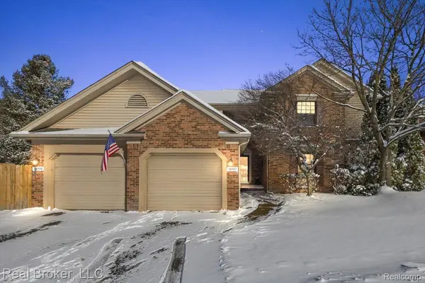 36952 Ridgedale CT, Farmington Hills, MI 48331