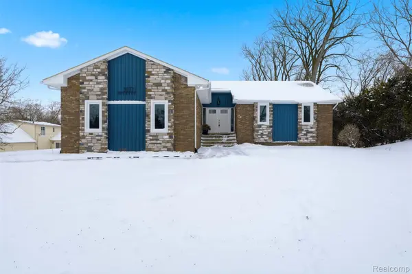 20771 Halsted RD, Northville, MI 48167