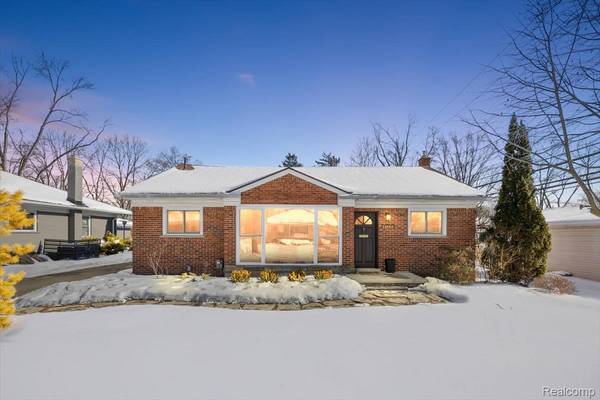 31060 E Rutland ST,  Beverly Hills Village,  MI 48025
