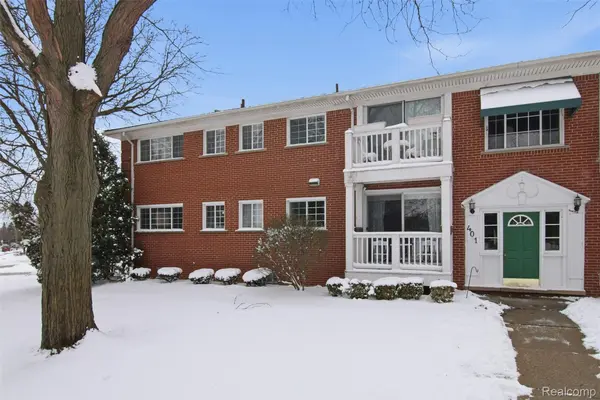 401 N Eton ST #105, Birmingham, MI 48009
