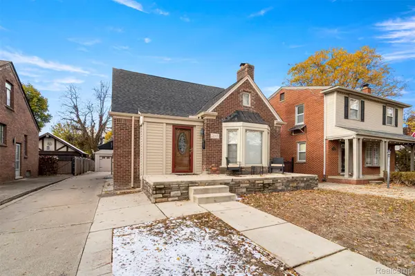 2045 N York ST, Dearborn, MI 48128