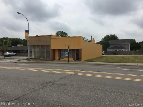 4111 12 Mile RD, Berkley, MI 48072
