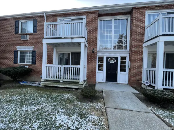 2405 Torquay AVE ##108, Royal Oak, MI 48073