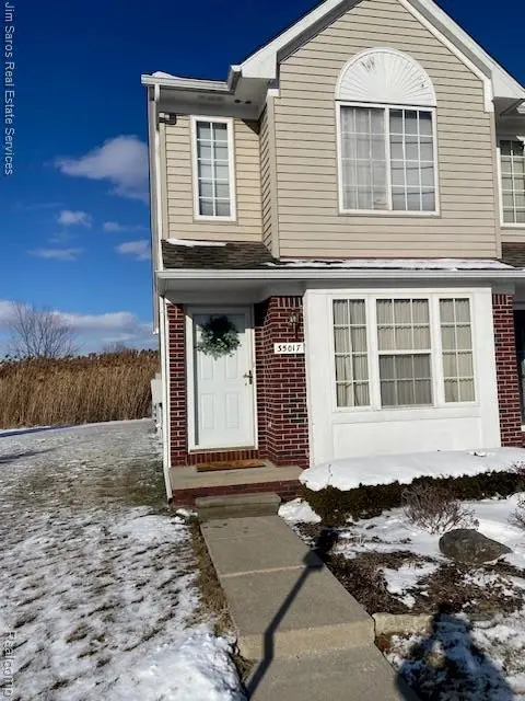35017 Windsor DR, New Baltimore, MI 48047