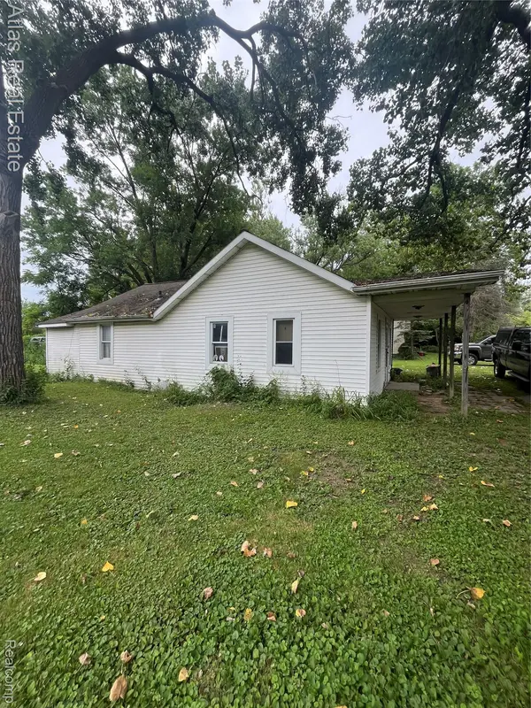 4065 Jefferson ST, Burton, MI 48509