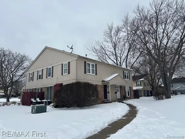 34150 Garfield CIR, Fraser, MI 48026