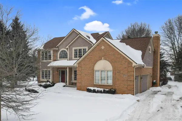 274 Carnoustie RD, Highland Charter Township, MI 48357