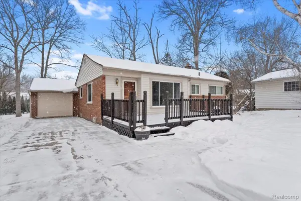 28706 Southpointe RD, Grosse Ile Township, MI 48138