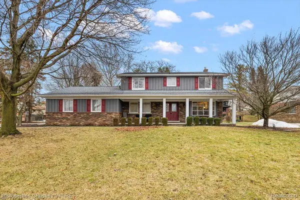 329 Sussex Fair, Rochester Hills, MI 48309
