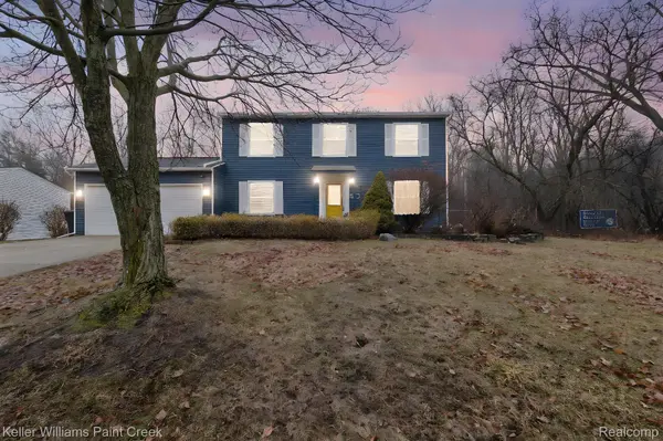 1811 Henbert RD, West Bloomfield Charter Township, MI 48324
