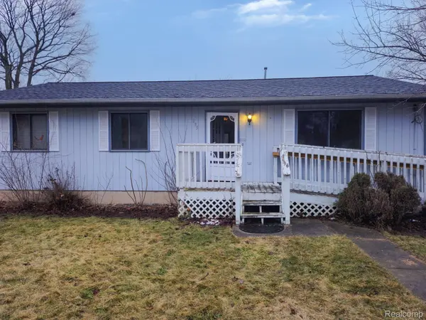 295 Oriole ST, Lapeer, MI 48446