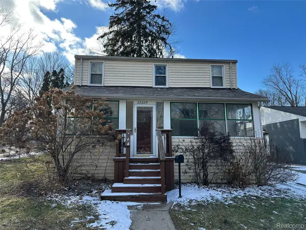 22629 Power RD, Farmington, MI 48336