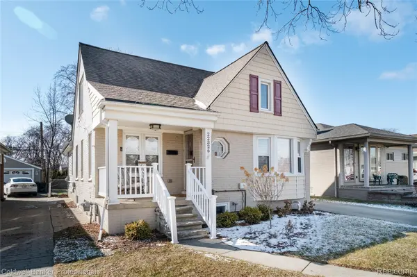 22326 Rosedale ST, St. Clair Shores, MI 48080