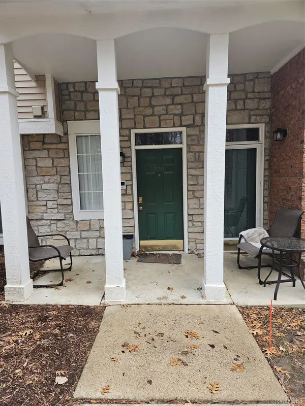 56567 Scotland BLVD, Shelby Charter Township, MI 48316
