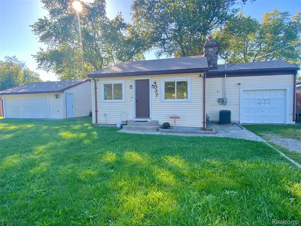 4537 Dewey RD, Frenchtown Township, MI 48166
