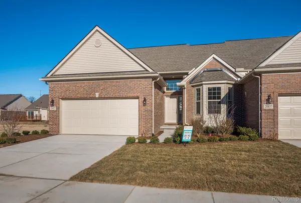 20827 BURN DR, Macomb Township, MI 48044