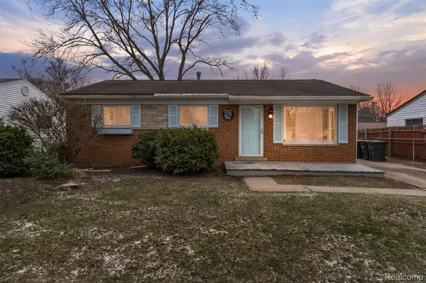 30340 Fairfax ST, Livonia, MI 48152
