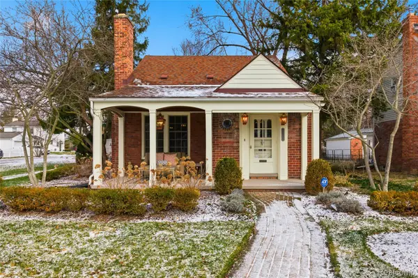 17560 Birwood AVE, Beverly Hills Village, MI 48025