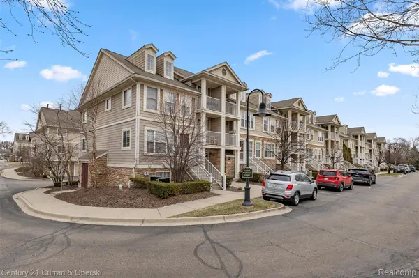 1095 Beaver RUN, Troy, MI 48083