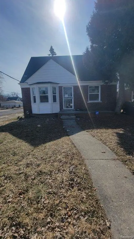 16116 Coram ST, Detroit, MI 48205