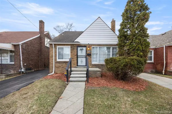 8871 Sussex ST, Detroit, MI 48228