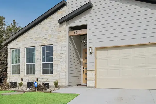 5601 San Jacinto Drive, Granbury, TX 76048