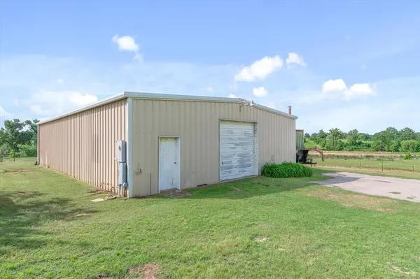 1216 Vz County Road 1211, Canton, TX 75103